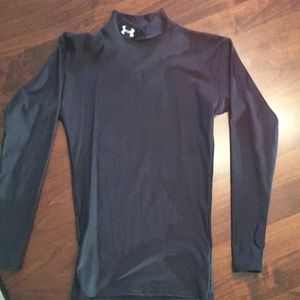 Under Armour women’s black compression top